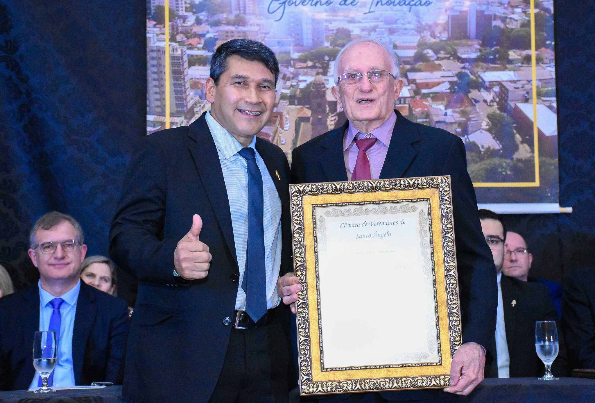 Poder Legislativo de Santo Ângelo realizou sessão solene em homenagem ao Ministro João Augusto Nardes e ex-vereadores 