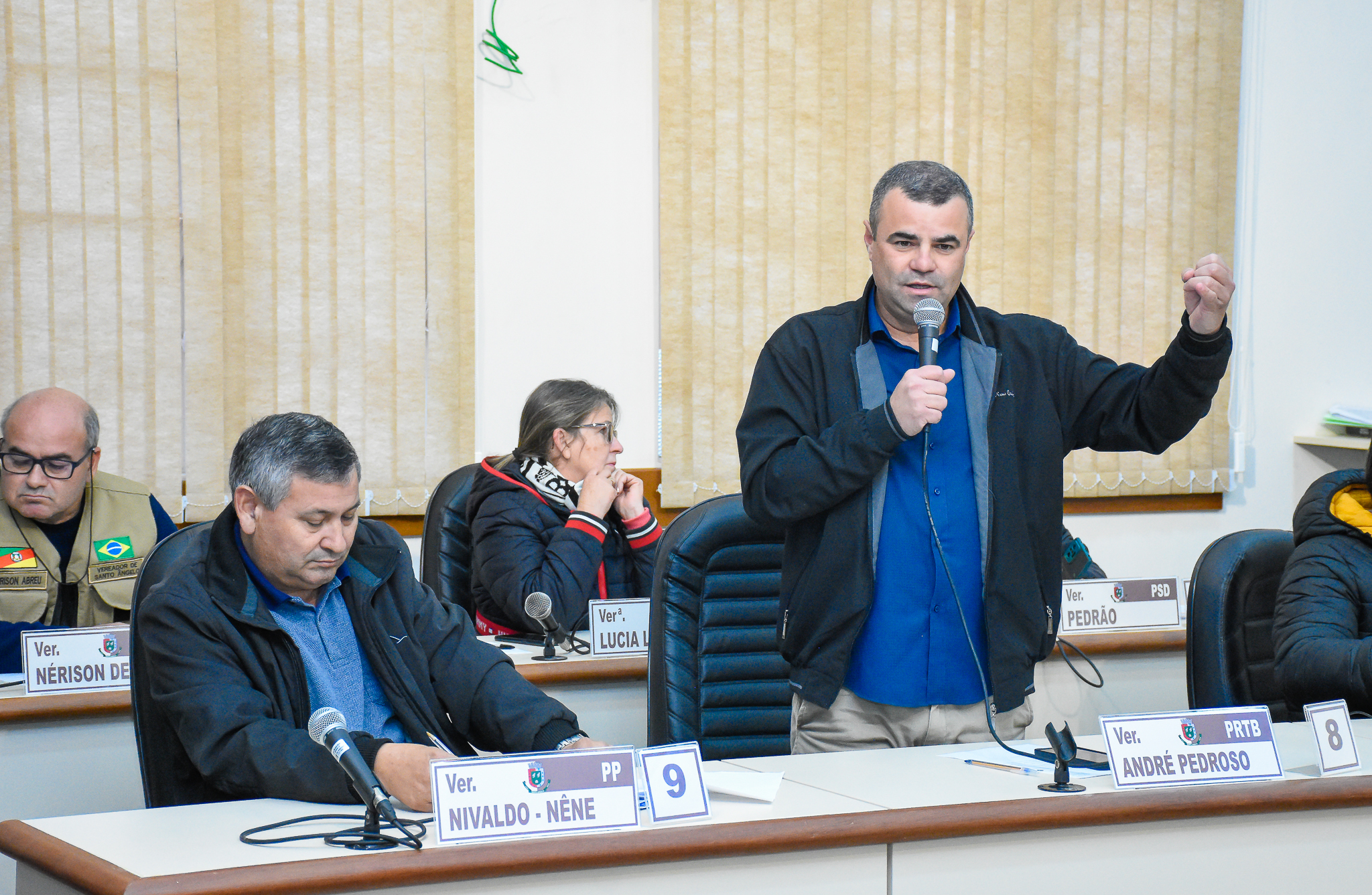Confiras as moções e requerimentos apresentados esta semana ao Poder Legislativo