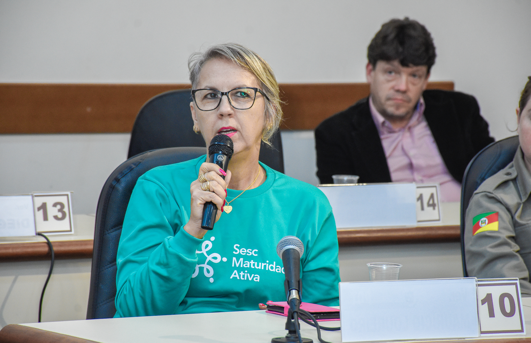 Procuradoria da Mulher através do Poder Legislativo realizou uma roda de conversa sobre a campanha Junho Violeta