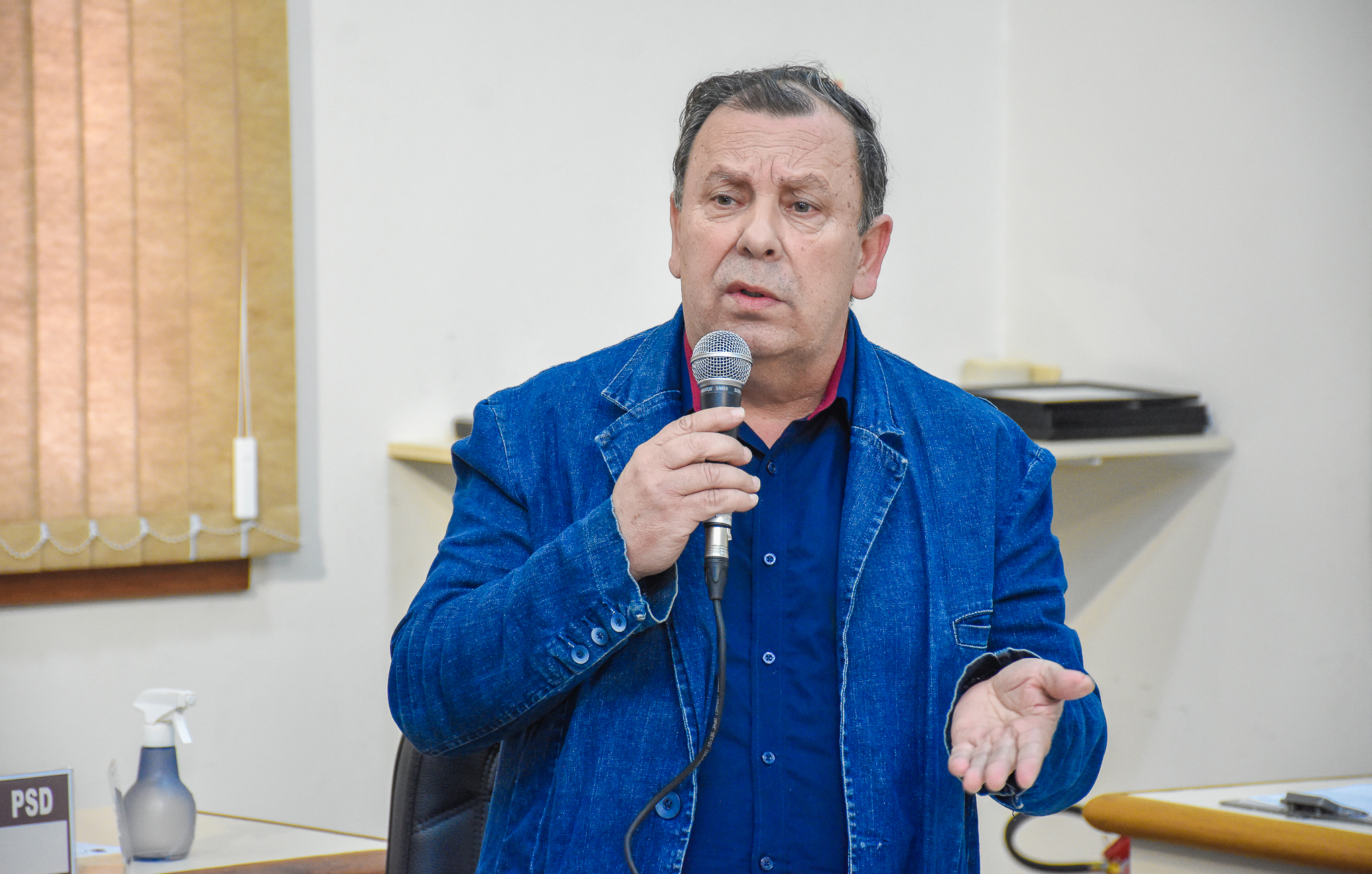 Aprovada em plenário moção a favor do piso nacional dos profissionais da enfermagem