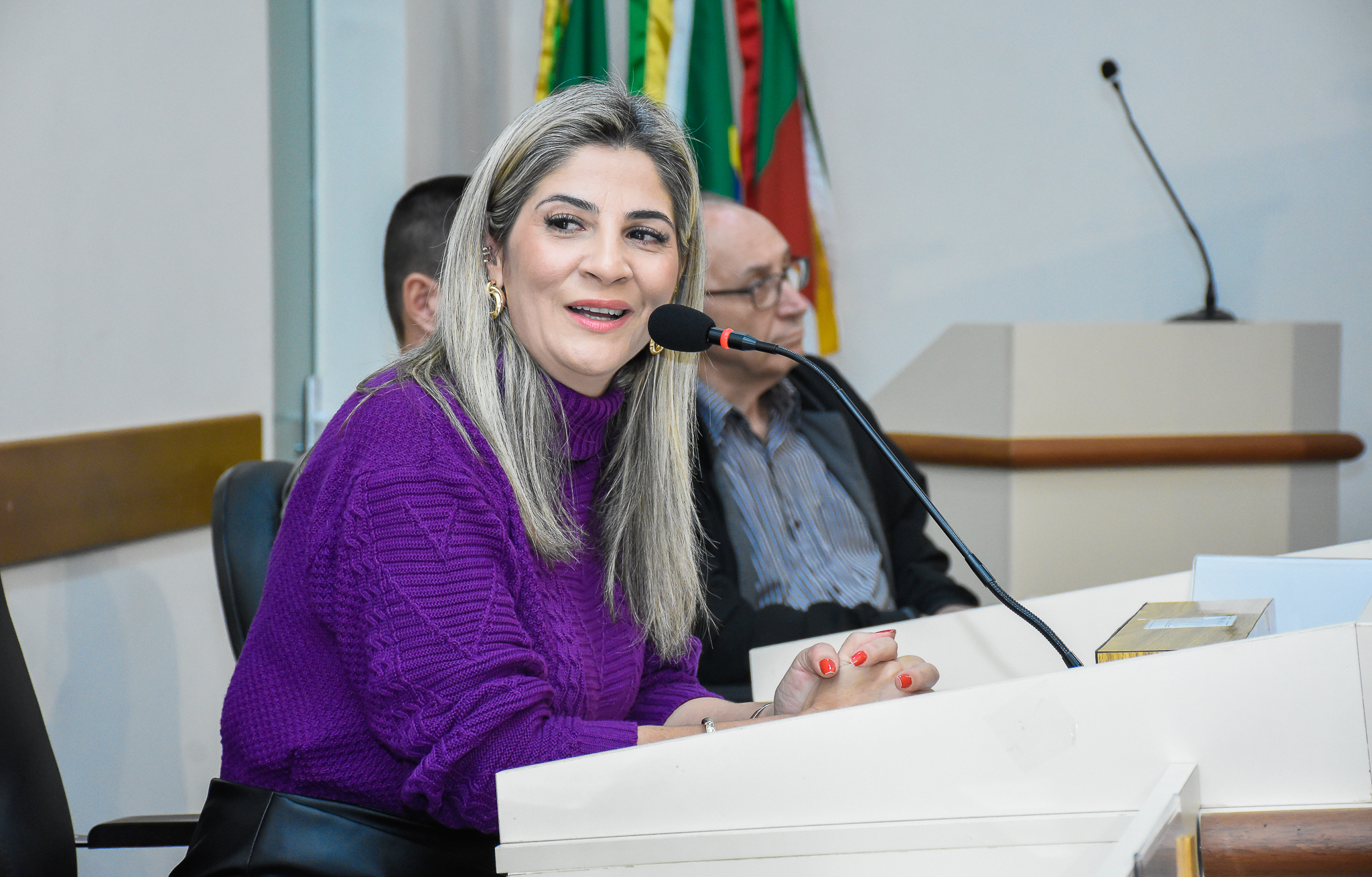 Procuradoria da Mulher através do Poder Legislativo realizou uma roda de conversa sobre a campanha Junho Violeta