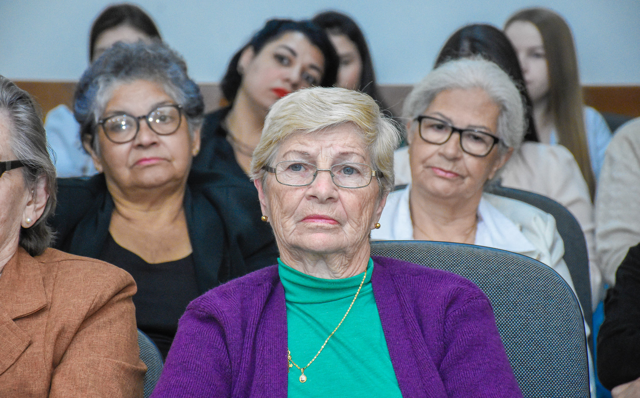 Procuradoria da Mulher através do Poder Legislativo realizou uma roda de conversa sobre a campanha Junho Violeta