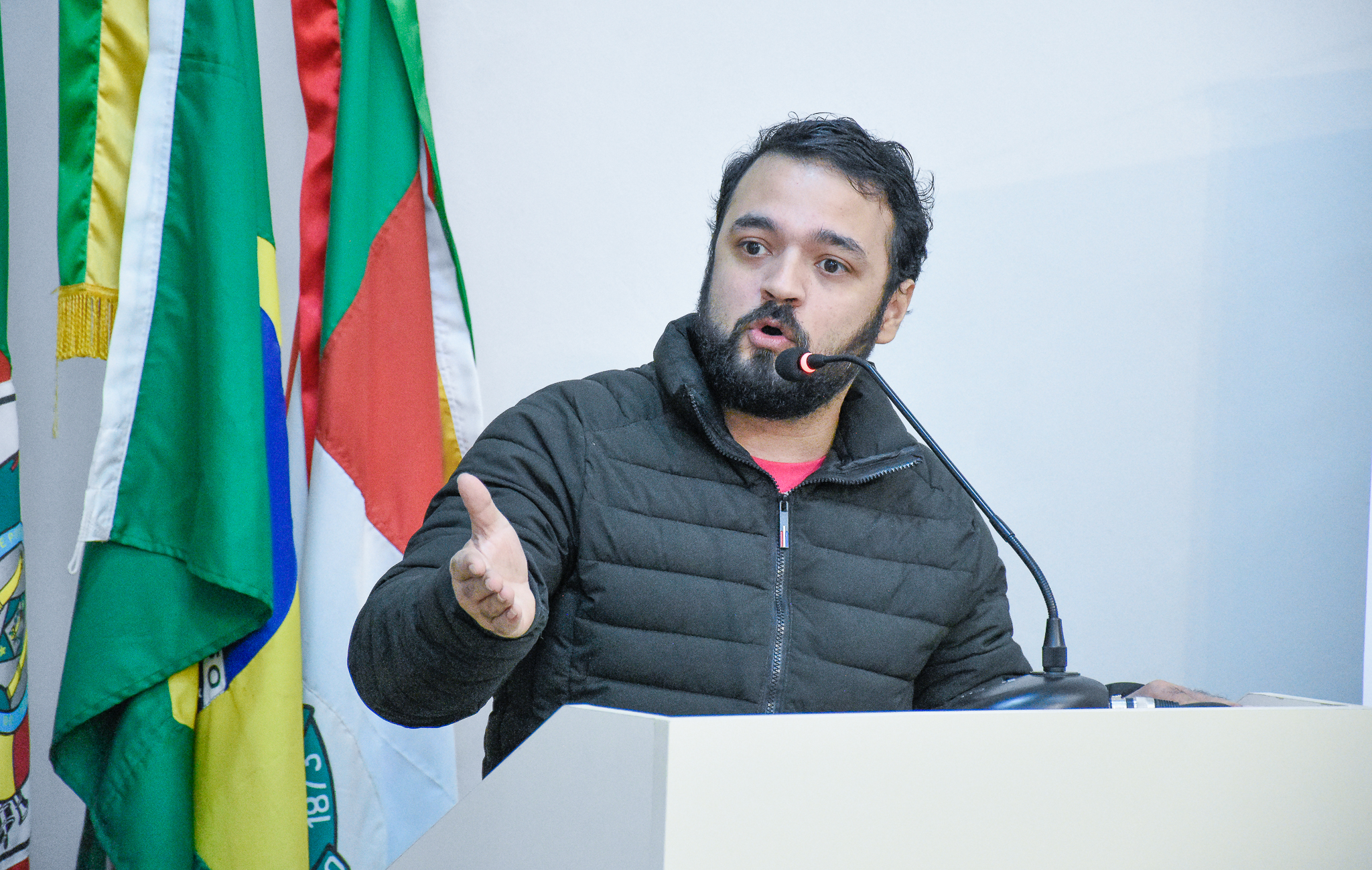 Realizada a Plenária Municipal pela implementação do curso Público de medicina 