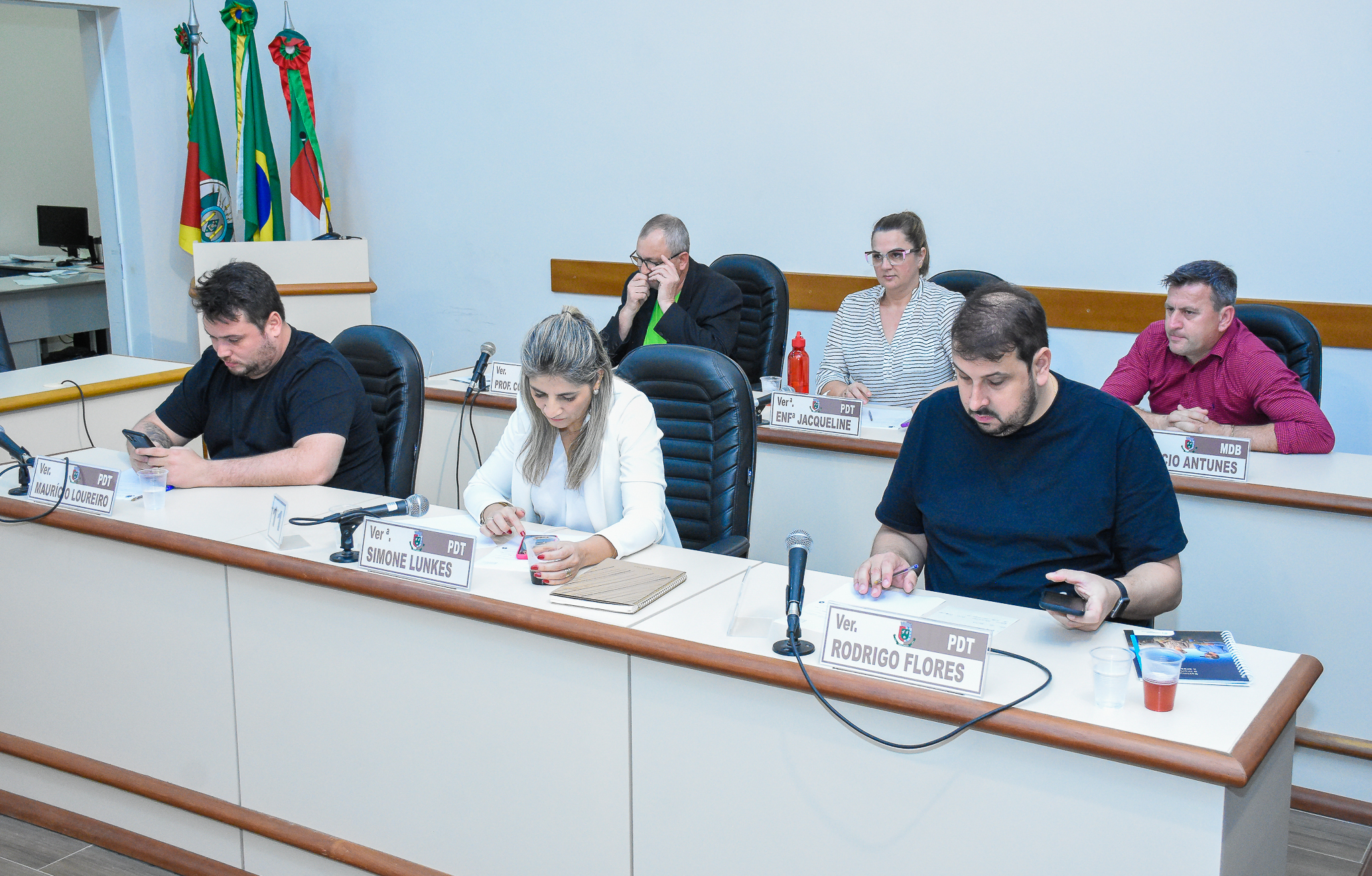 Confira os dois Projetos de Lei provenientes do Executivo aprovados na última segunda-feira