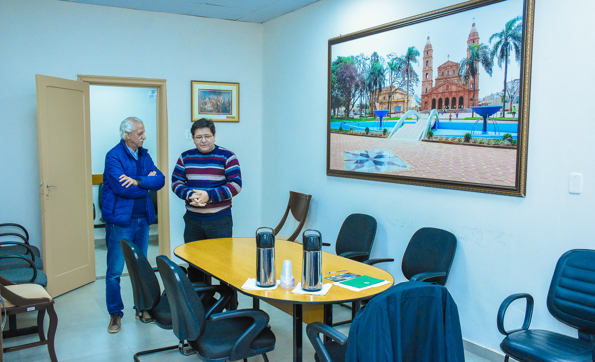  Presidente do Legislativo recebe visita de cortesia do ex-prefeito José Lima Gonçalves