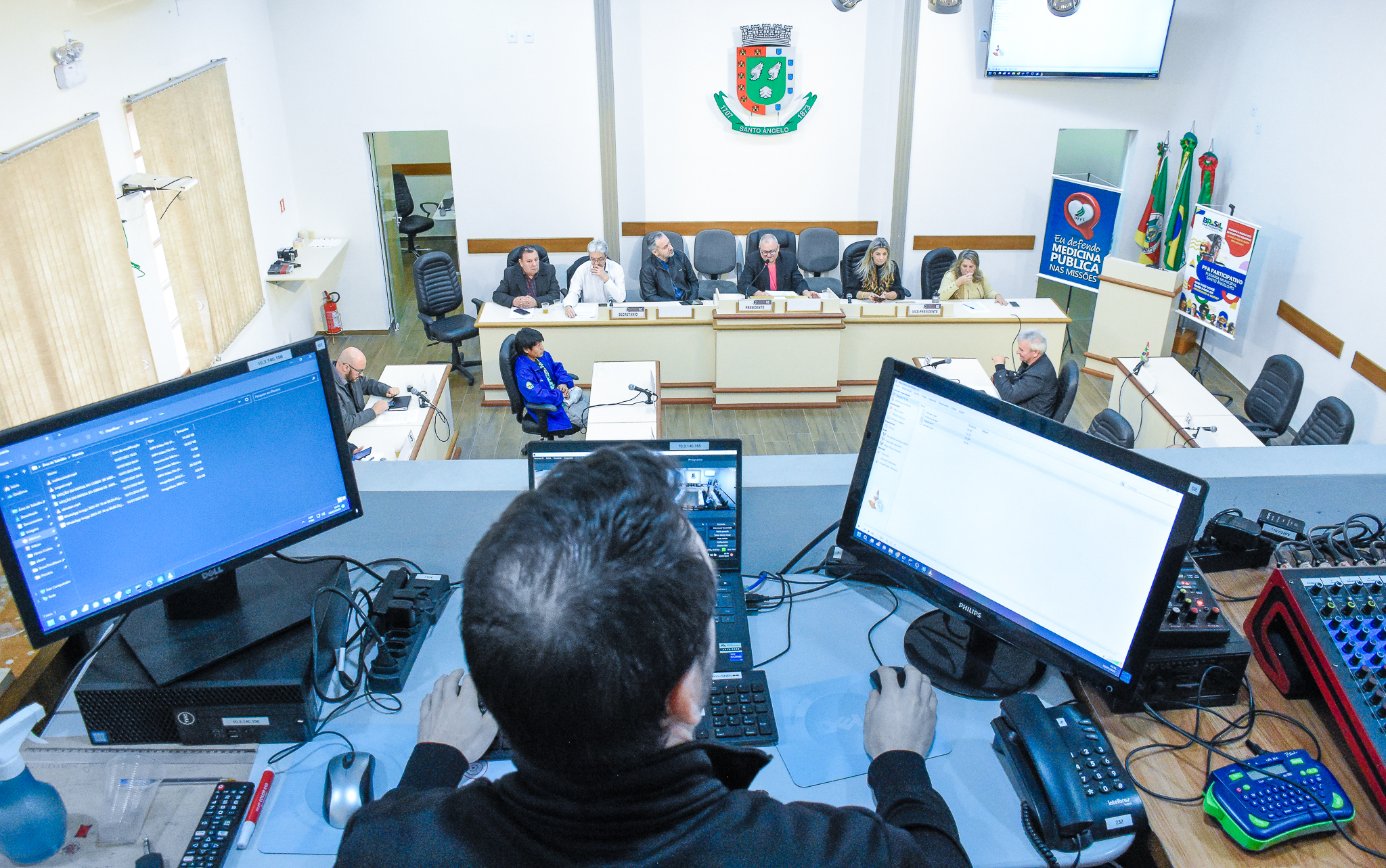 Realizada a Plenária Municipal pela implementação do curso Público de medicina 