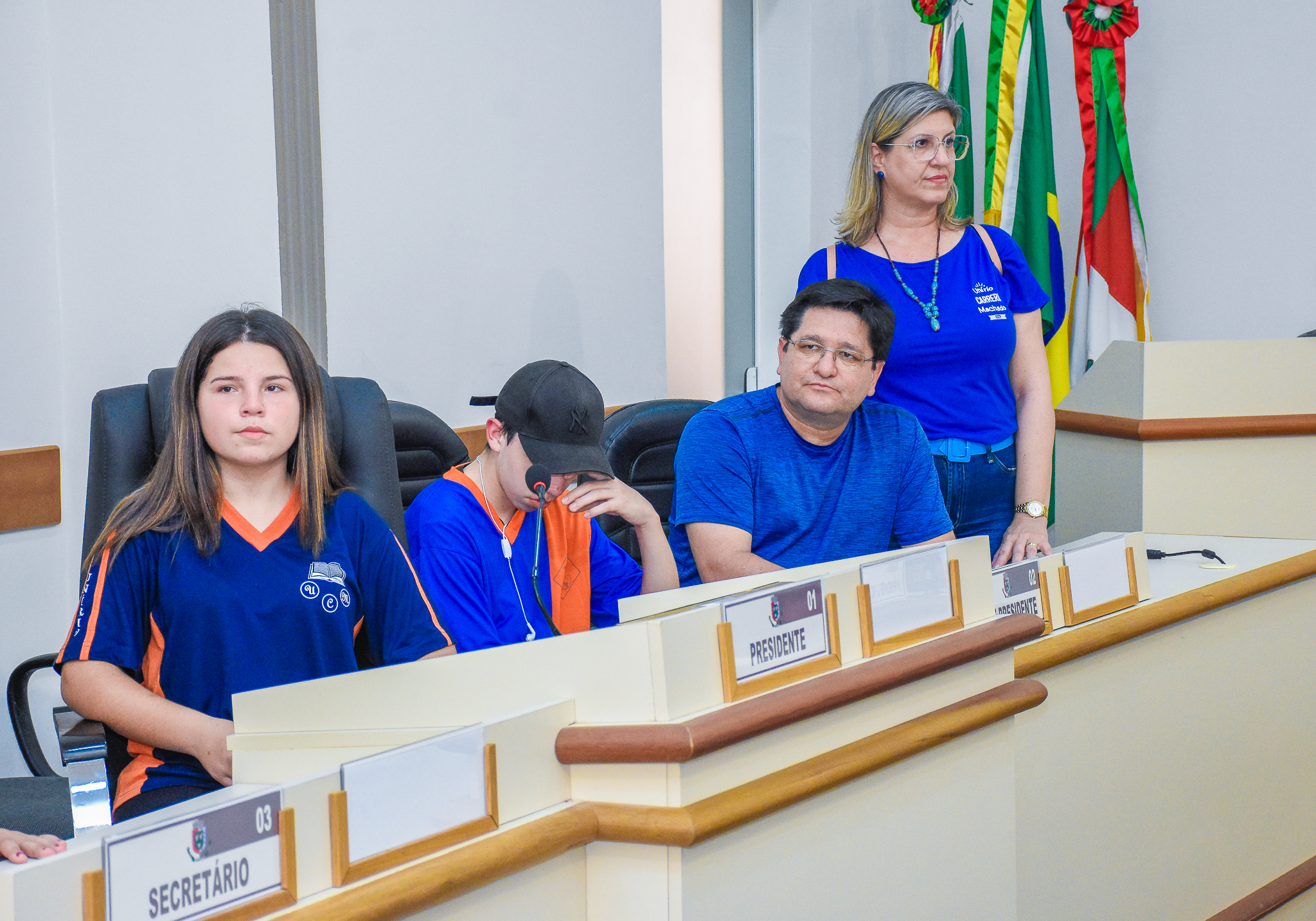 Alunos do 9º ano da Escola Unírio Carrera Machado - CIEP visitaram as dependências da Câmara de Vereadores