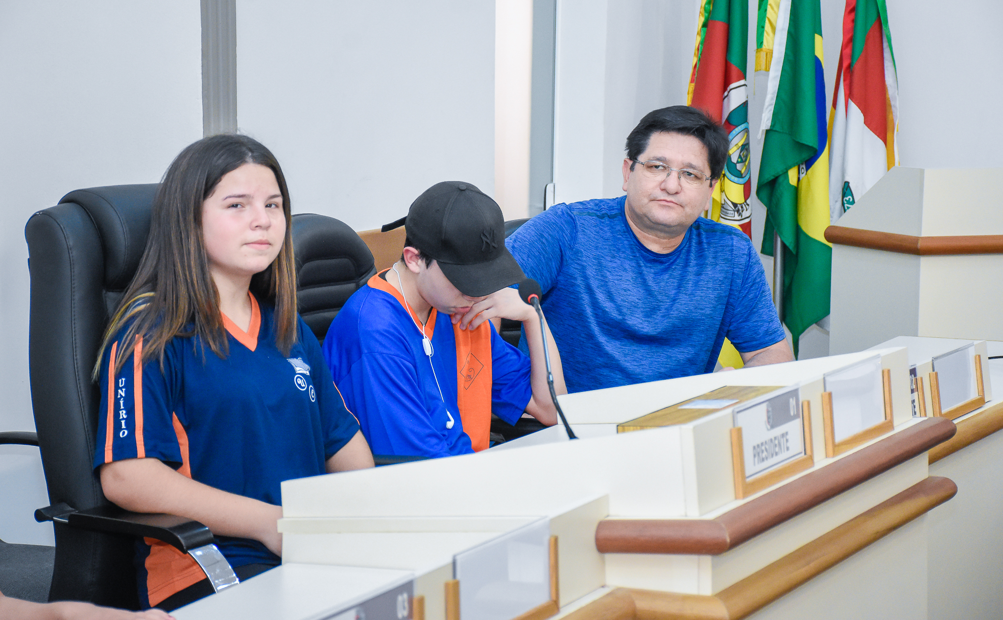Alunos do 9º ano da Escola Unírio Carrera Machado - CIEP visitaram as dependências da Câmara de Vereadores