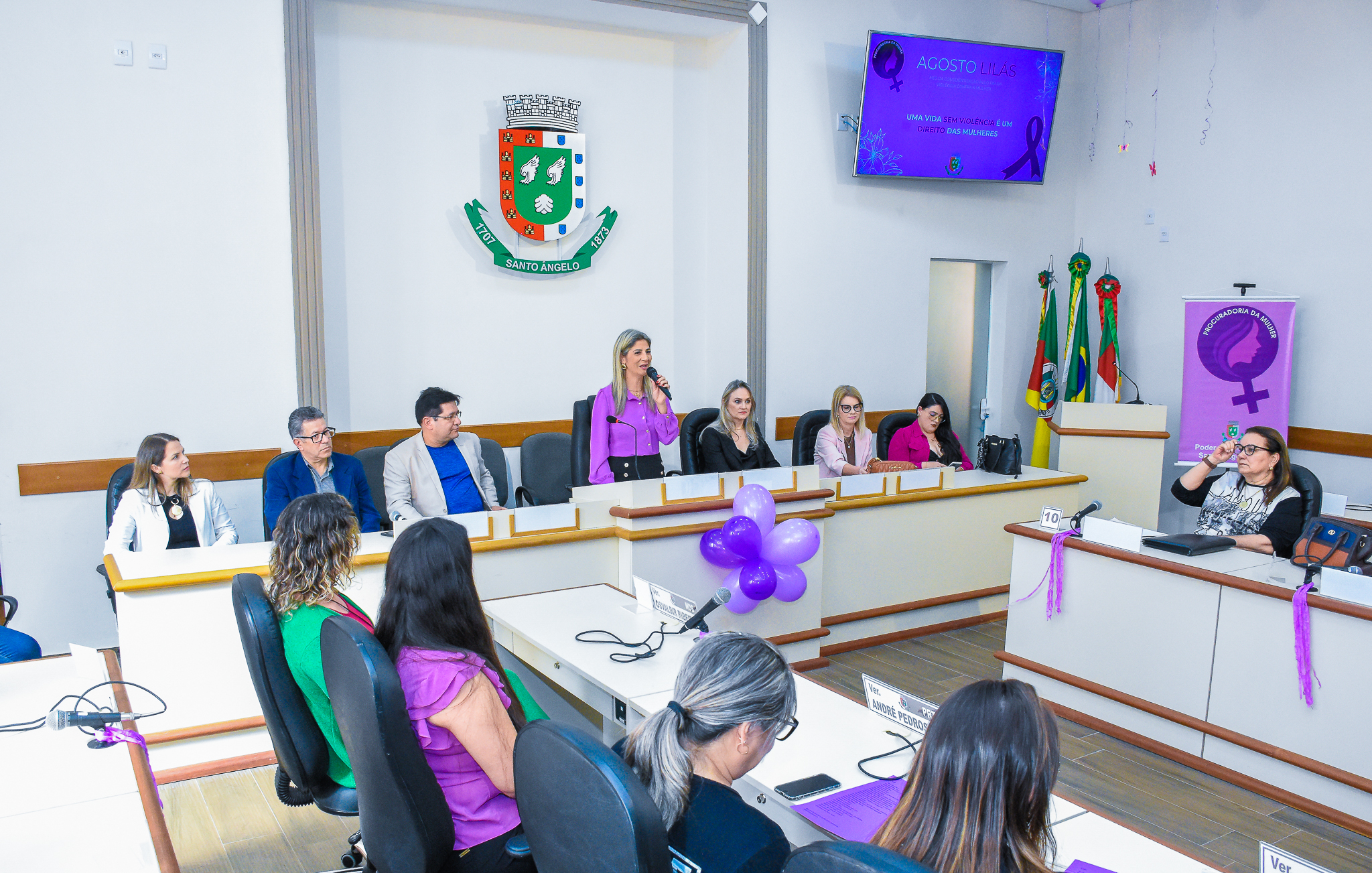 Procuradoria da Mulher através do Poder Legislativo realiza seminário sobre a campanha Agosto Lilás