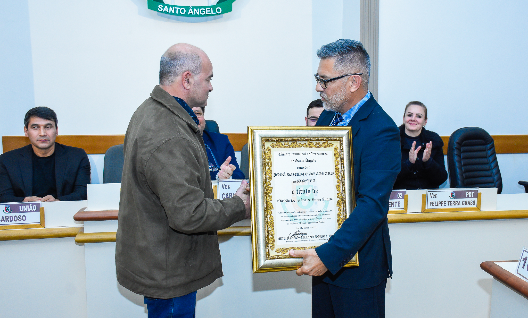 José Dinarte de Castro Silveira torna-se cidadão honorário do município de Santo Ângelo