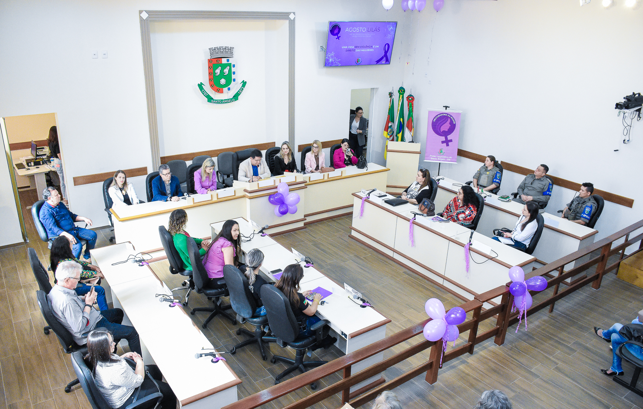 Procuradoria da Mulher através do Poder Legislativo realiza seminário sobre a campanha Agosto Lilás
