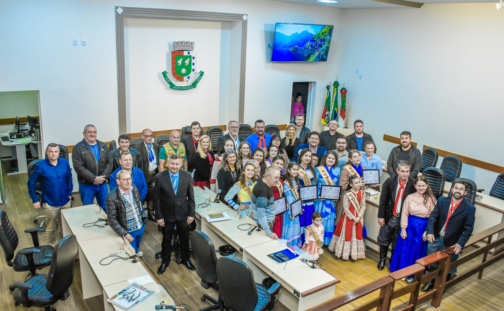 Realizada sessão especial em homenagem às vencedoras da 52ª e 53ª Ciranda Cultural de Prendas