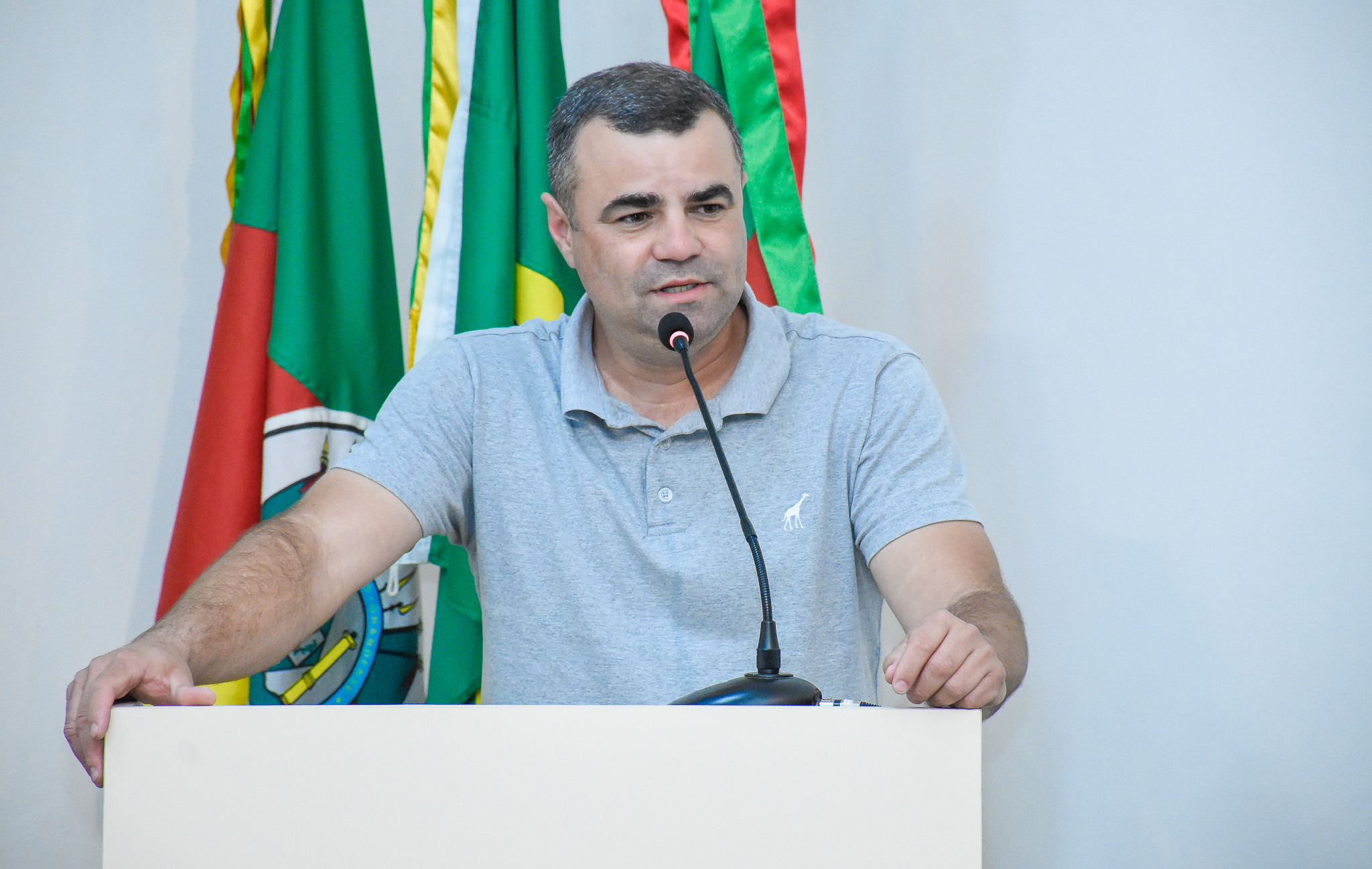 Câmara aprova requerimento que visa a formação de  uma comissão especial para discutir o programa Programa Estadual A Casa é Sua