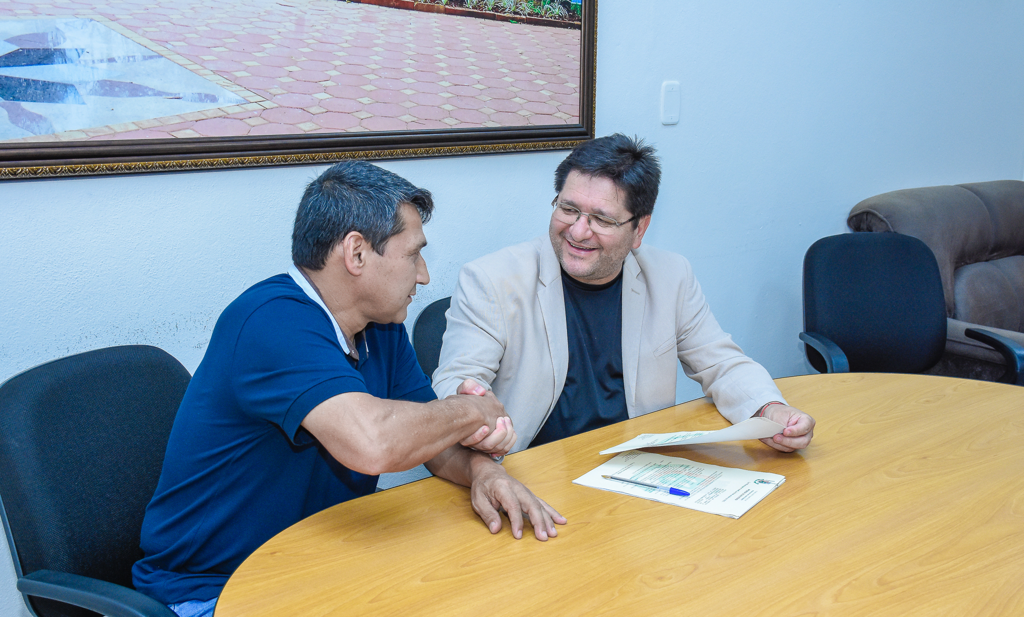 Presidente do Legislativo Carlos Gonçalves promulga lei de autoria do vereador João Cardoso (UNIÃO)