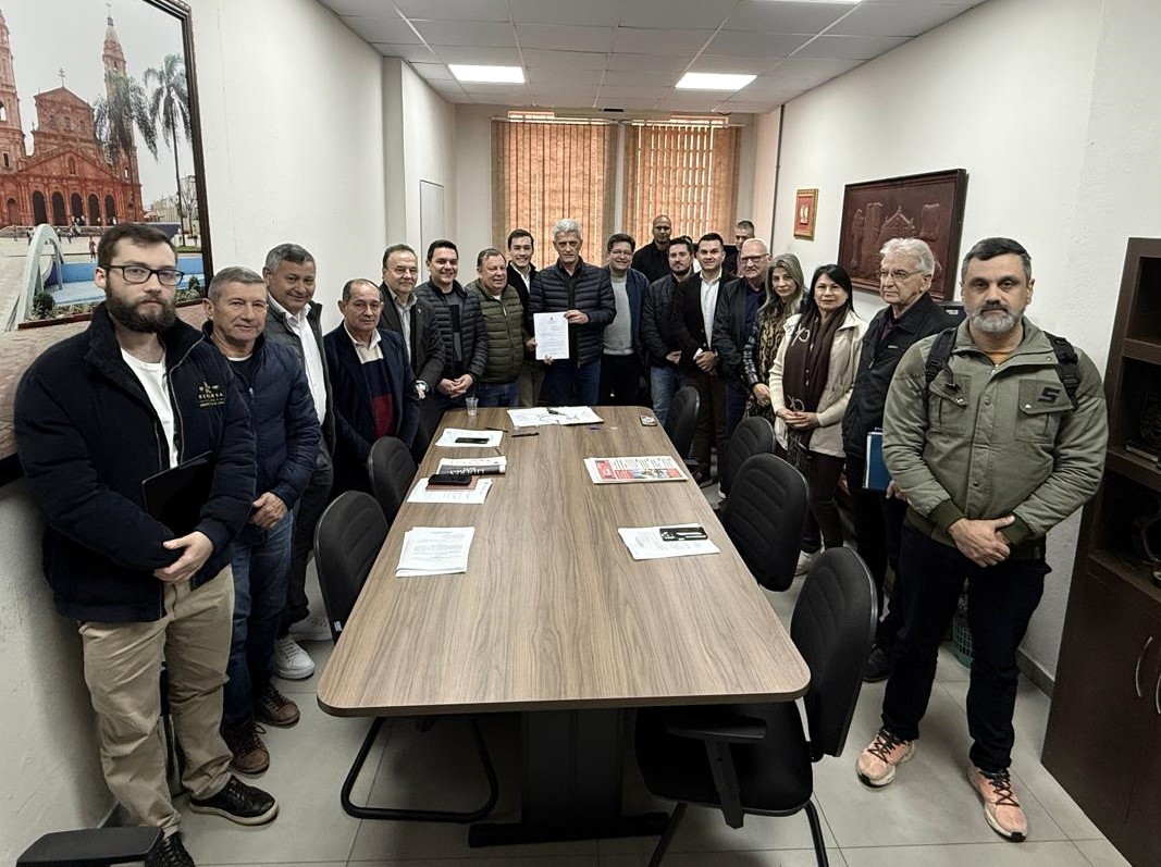 Câmara promove reunião de trabalho para debater projeto "Pra Frente Santo Ângelo"