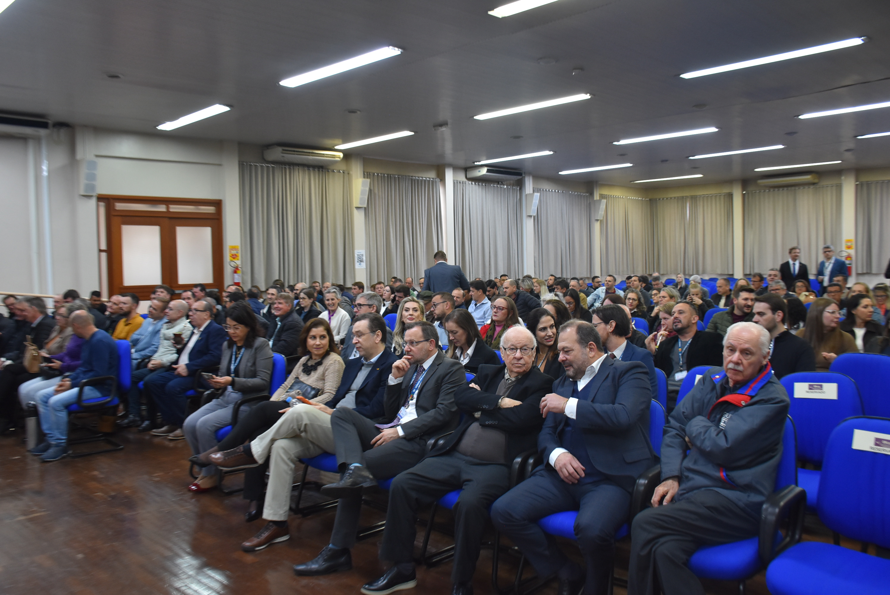 TCE-RS alerta vereadores sobre impactos da Reforma Tributária e dos regimes previdenciários em encontro regional realizado em Santo Ângelo