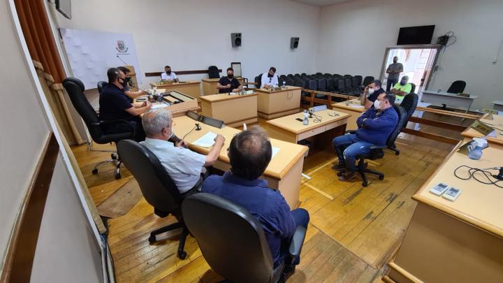 Legislativo recebe dire&ccedil;&atilde;o da Via&ccedil;&atilde;o Tiaraju para esclarecer d&uacute;vidas sobre projeto de Lei