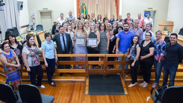 DIA DA MULHER: Desigualdade de g&ecirc;neros e atua&ccedil;&atilde;o feminina em cargos p&uacute;blicos marcaram sess&atilde;o alusiva &agrave; data no Legislativo de Santo &Acirc;ngelo
