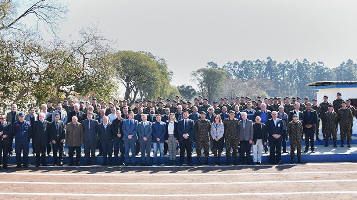 Ex&eacute;rcito Brasileiro &eacute; homenageado em Sess&atilde;o Solene
