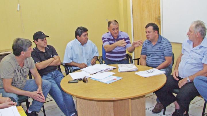 Transtornos na pecu&aacute;ria leiteira motivam realiza&ccedil;&atilde;o de audi&ecirc;ncia p&uacute;blica