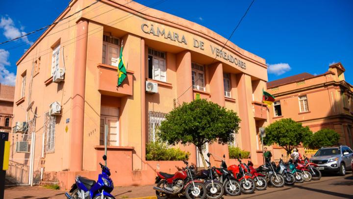 Legislativo far&aacute; ponto facultativo na Quinta e Sexta-feira Santa