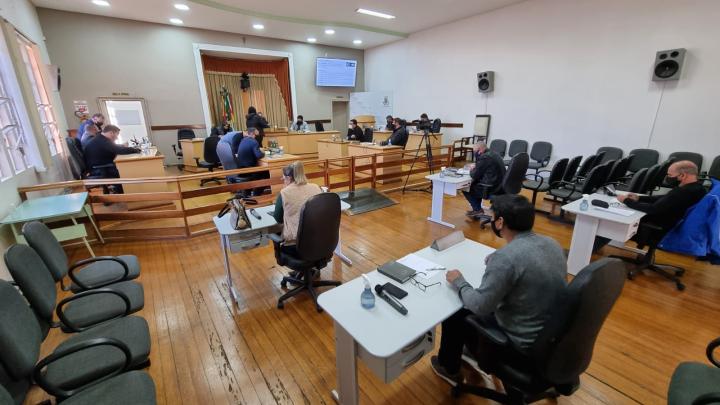 Vereadores apreciam Projetos de Lei, Pedidos de Informa&ccedil;&atilde;o e Requerimentos
