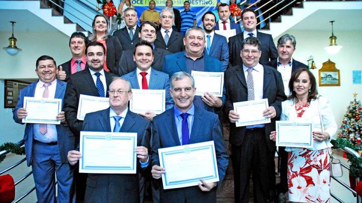 Prefeito e vereadores eleitos de Santo &Acirc;ngelo s&atilde;o diplomados