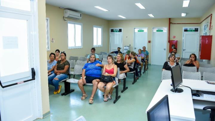 Aprovado projeto que amplia exig&ecirc;ncia de organograma para locais p&uacute;blicos e privados no munic&iacute;pio 