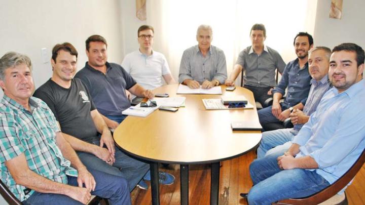 Comiss&atilde;o Representativa realiza encontros semanais 