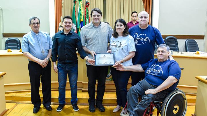 Legislativo homenageia 40 anos do Ema&uacute;s em Santo &Acirc;ngelo