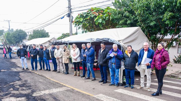 Vereadores acompanham os trabalhos do projeto Prefeitura nos Bairros