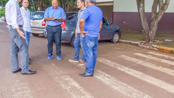 Presidente do Legislativo solicita ao DMT e &agrave; Secretaria de Obras medidas de seguran&ccedil;a junto &agrave;s imedia&ccedil;&otilde;es do Instituto Od&atilde;o Felippe Pippi