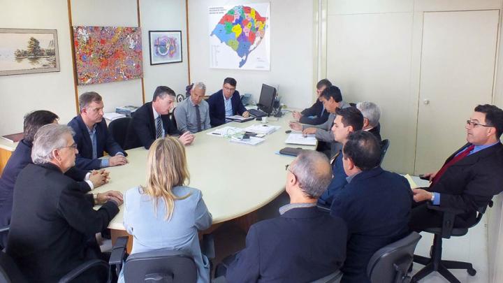 Em Porto Alegre, comitiva busca alternativas para fortalecer servi&ccedil;os do Hospital Santo &Acirc;ngelo 