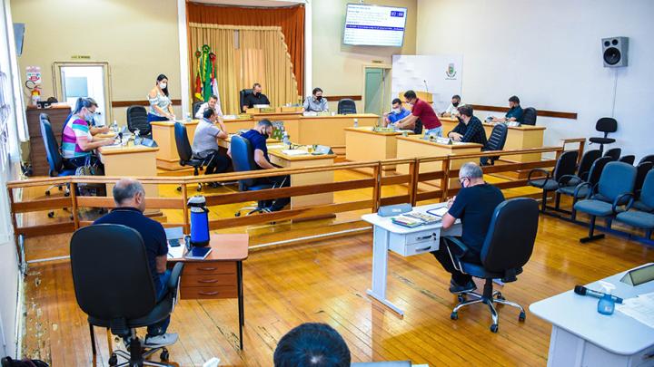 Vereadores aprovam projeto de Lei que trar&aacute; 5,2 milh&otilde;es de economia para o munic&iacute;pio