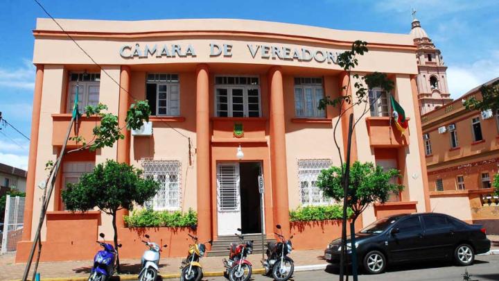 Pr&oacute;xima sess&atilde;o ordin&aacute;ria ser&aacute; na quinta-feira, dia 02