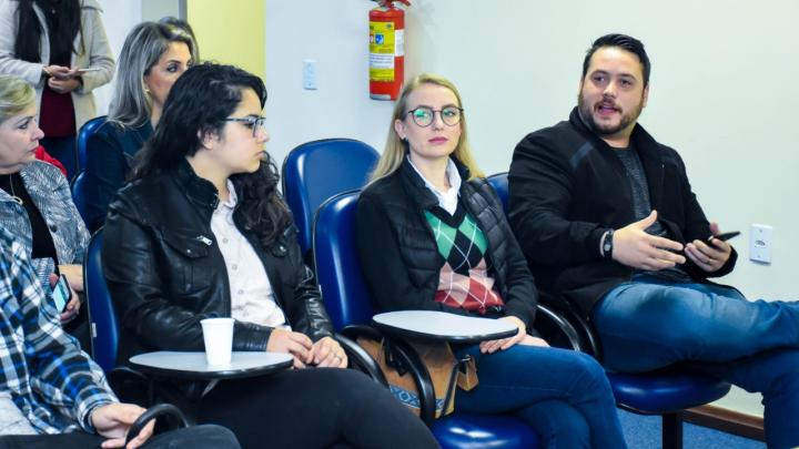Legislativo presente no F&oacute;rum de Pol&iacute;ticas P&uacute;blicas - Pr&oacute; Erradica&ccedil;&atilde;o da Viol&ecirc;ncia Contra a Mulher
