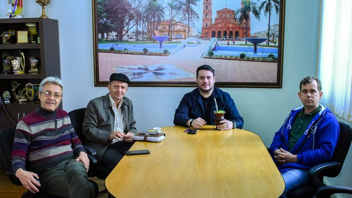 Elei&ccedil;&atilde;o e posse do COMUDE ser&aacute; na C&acirc;mara de Vereadores