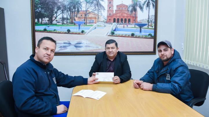 Sindi&aacute;gua entrega carta de alerta para C&acirc;mara de Vereadores de Santo &Acirc;ngelo